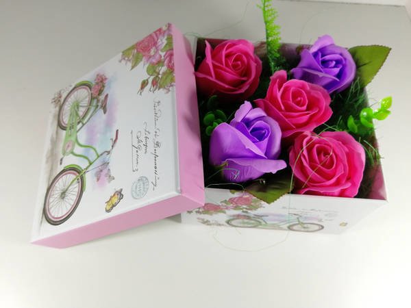 cutie mare roz mov 2