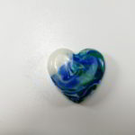 cabochon polimeric inima verde alb albastru degrade