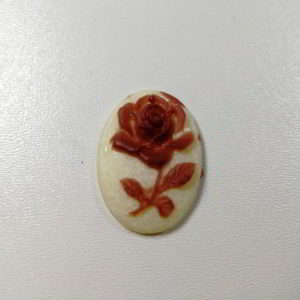 cammeo rasina oval trandafir maro alb 2